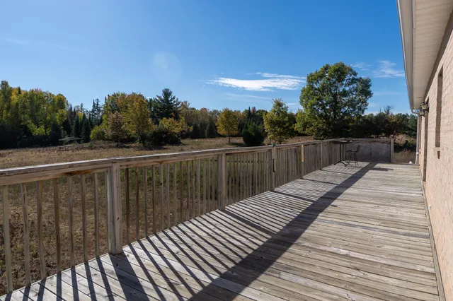 $1,295,000 | 7200 East 46 Road, Cadillac, MI 49601