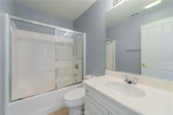 $4,150 | 97 Waterman, Unit 156, Irvine, CA 92602