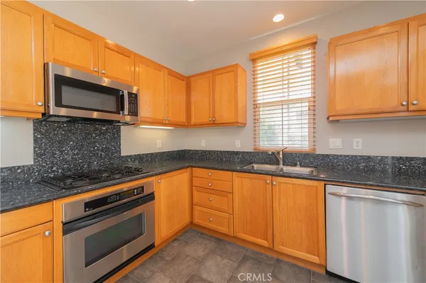 $4,150 | 97 Waterman, Unit 156, Irvine, CA 92602