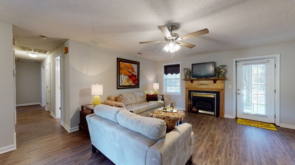 988 Saltwood Road Sumter, SC 29154 - Photo 3 of 36