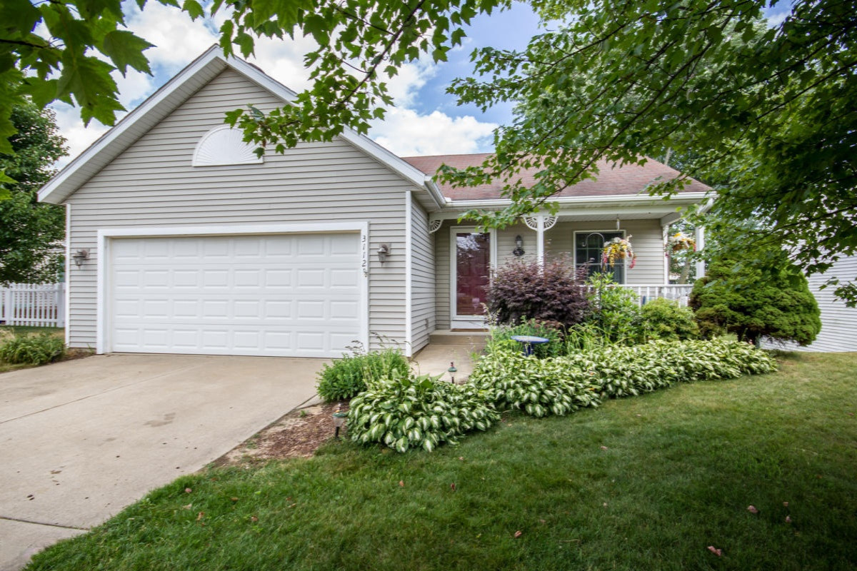 3112 Riley Ridge Road Holland, MI 49424 - Photo 1 of 20 IMG_6842