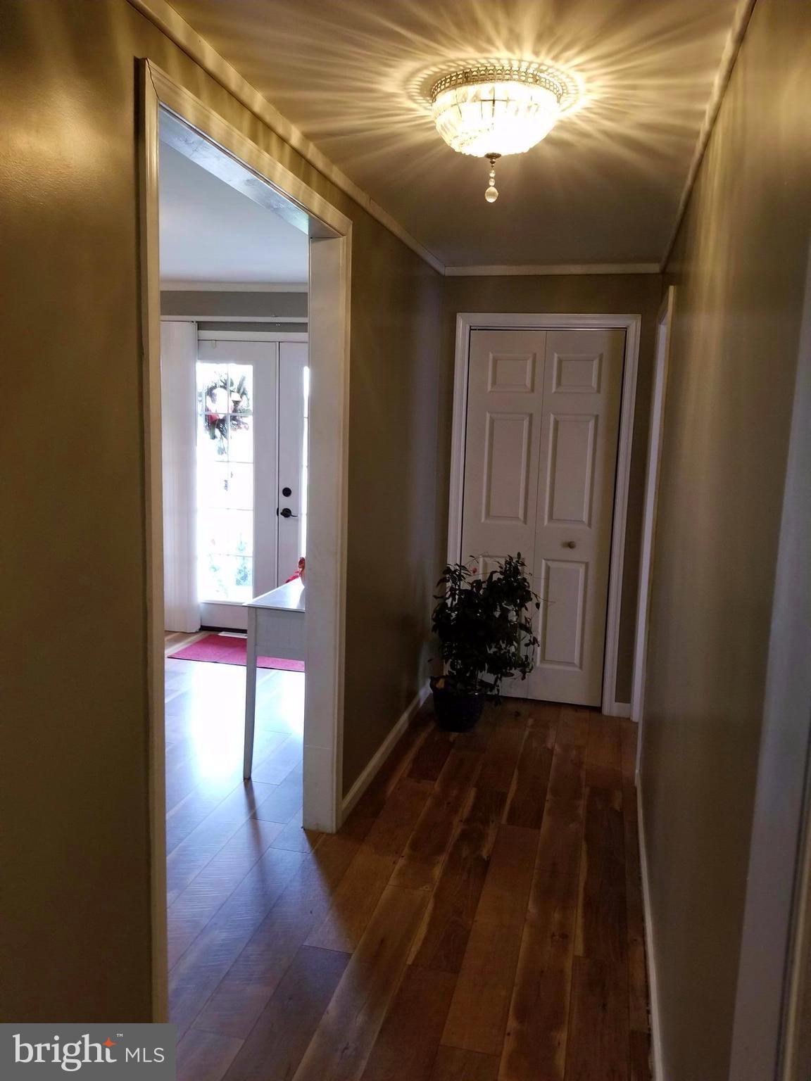 5741 Pious Ridge Road Berkeley Springs, WV 25411 - Photo 23 of 30 Interior (General)