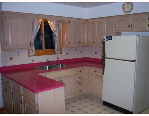 307 North Duffy Road Butler, PA 16001 - Photo 11 of 13 Kitchen.