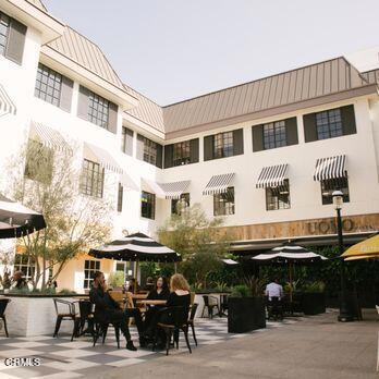 120 South Mentor Avenue, Unit 202 Pasadena, CA 91106 - Photo 40 of 40 a front view of a building with street