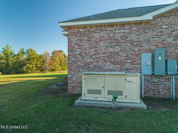 $849,000 | 19910 Red Oak Road, Saucier, MS 39574