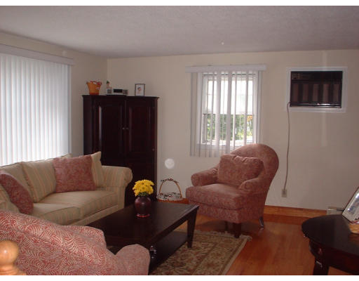 2 Oakdale Road North Reading, MA 01864 - Photo 5 of 6 Gallery Image 5