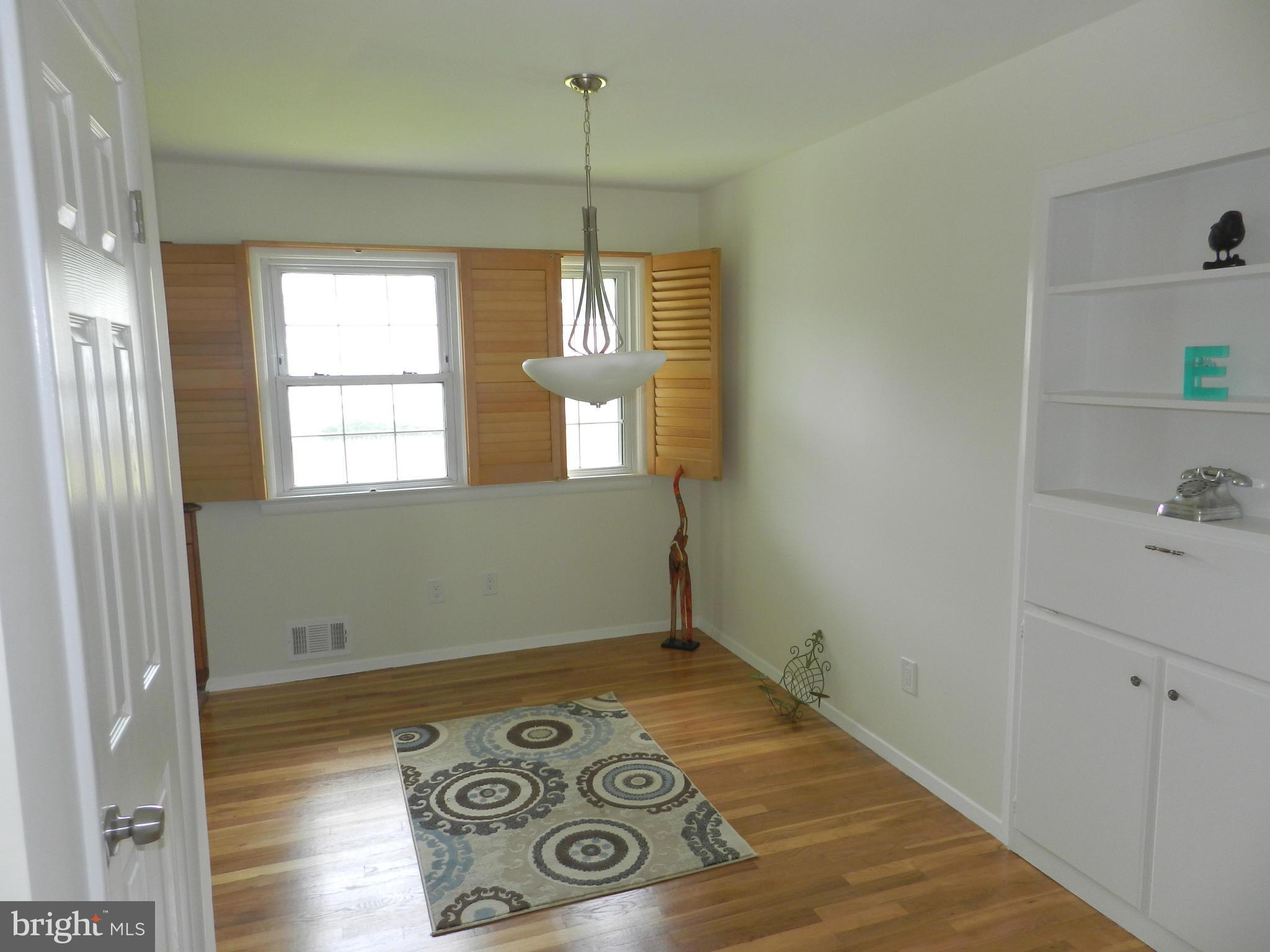 2614 Cory Terrace Silver Spring, MD 20902 - Photo 4 of 17 Interior (General)