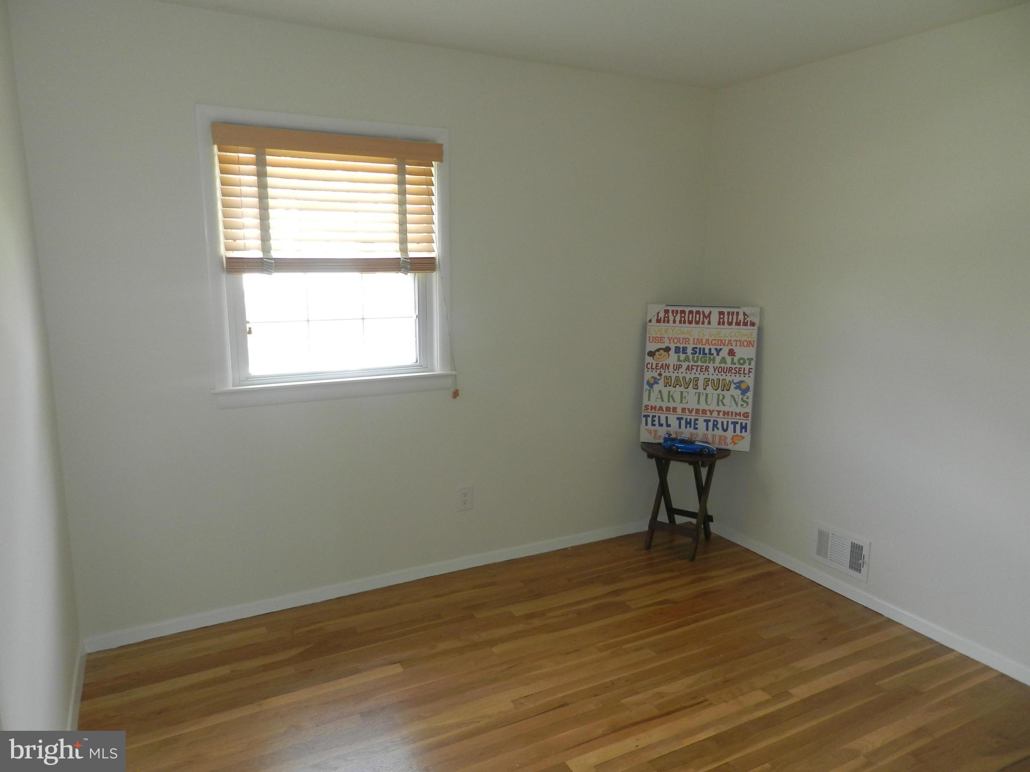 2614 Cory Terrace Silver Spring, MD 20902 - Photo 7 of 17 Interior (General)