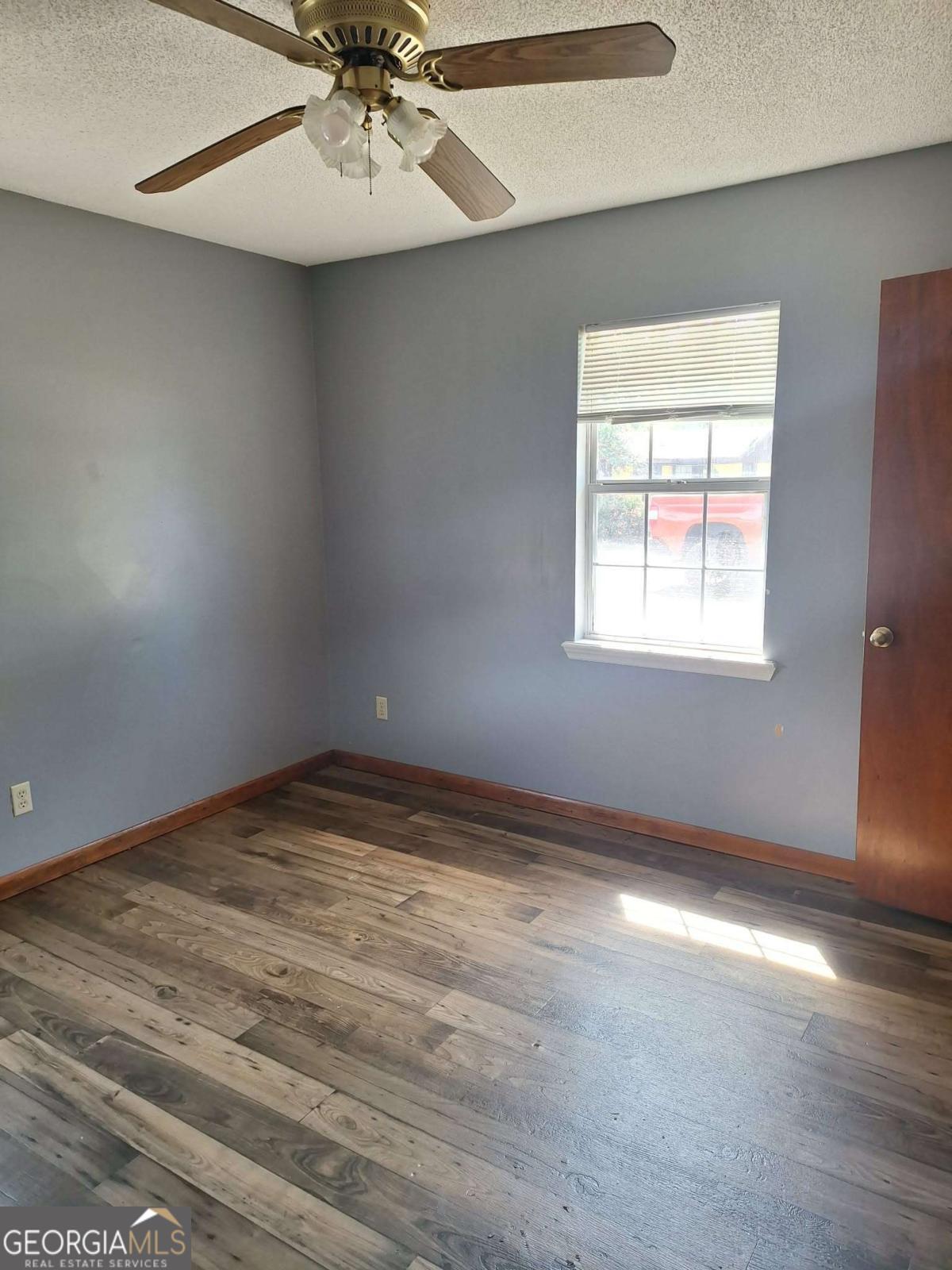 37 Faison Street Baxley, GA 31513 - Photo 8 of 17