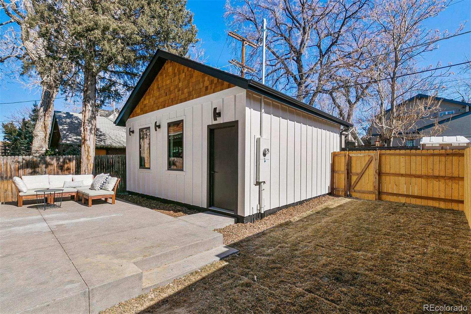 732 South Gilpin Street Denver, CO 80209 - Photo 40 of 40 front view of a house with a yard