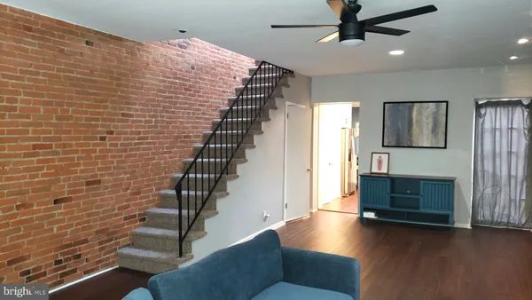 $2,195 | 903 Shallcross Avenue, Wilmington, DE 19806