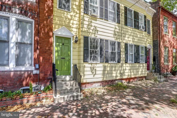 $3,850 | 1121 Prince Street, Alexandria, VA 22314