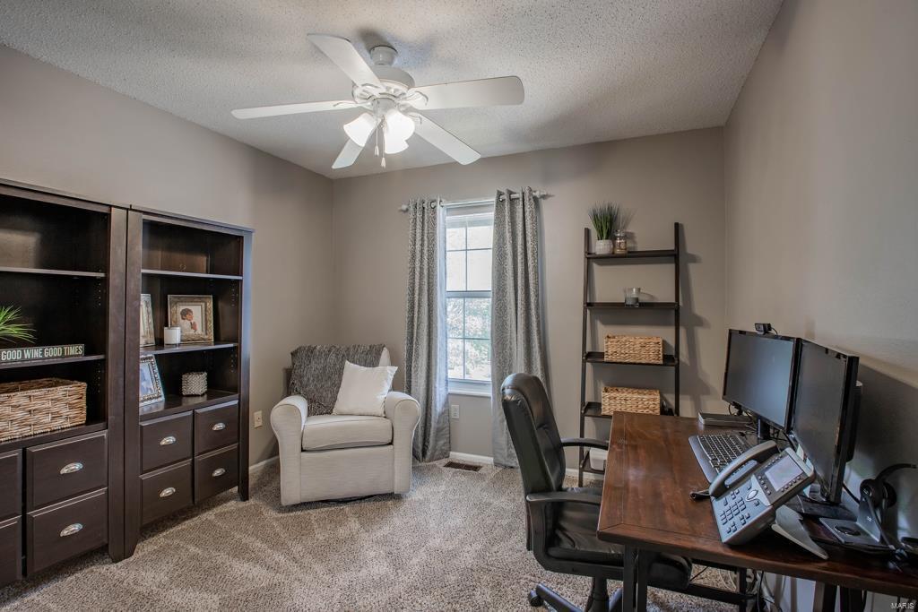 7036 Chalkstone Road St. Louis, MO 63129 - Photo 17 of 36 Gallery Image 17