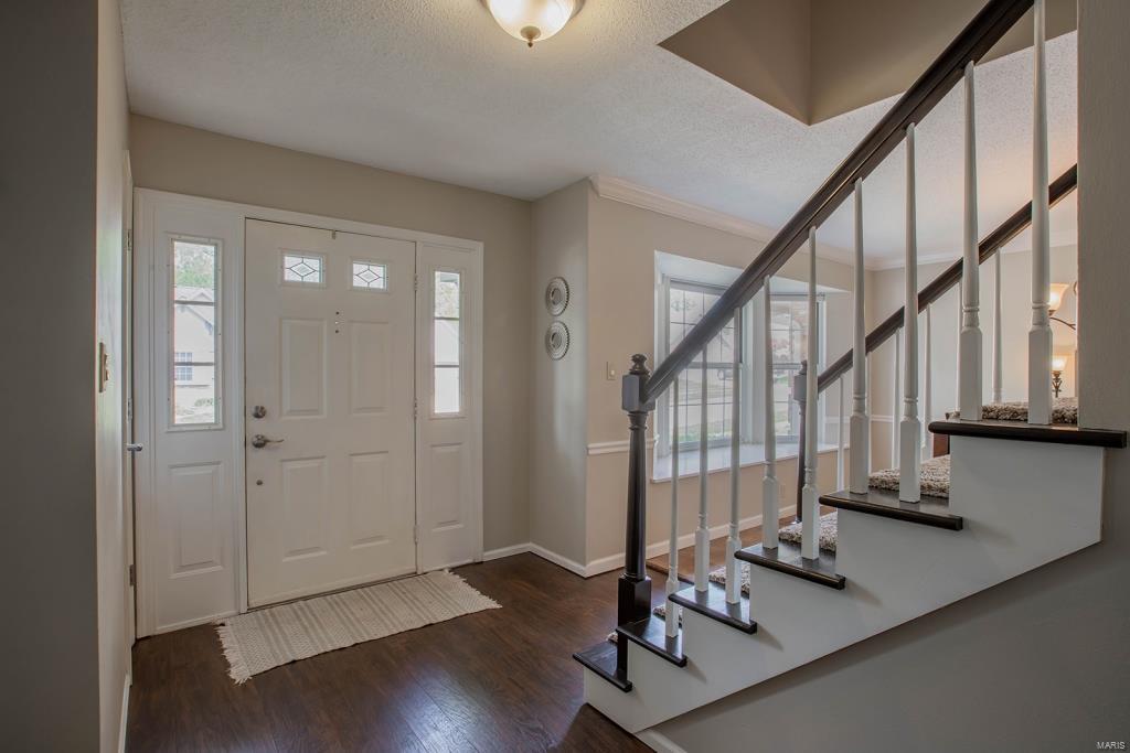 7036 Chalkstone Road St. Louis, MO 63129 - Photo 3 of 36 Gallery Image 3