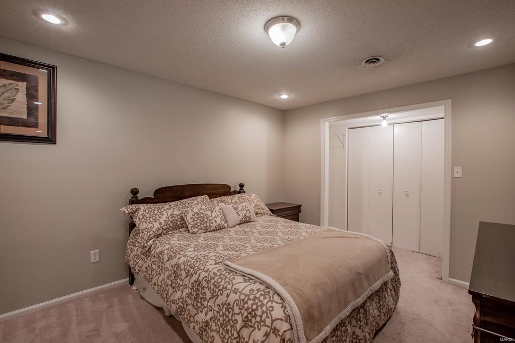 7036 Chalkstone Road St. Louis, MO 63129 - Photo 23 of 36 Gallery Image 23