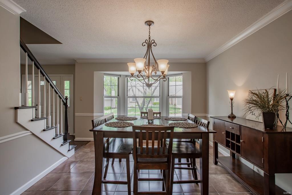 7036 Chalkstone Road St. Louis, MO 63129 - Photo 4 of 36 Gallery Image 4