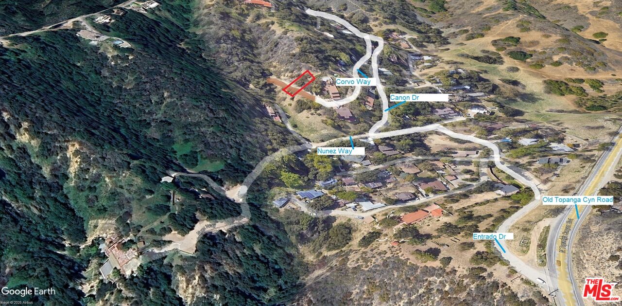 21800 Corvo Way Topanga, CA 90290 - Photo 3 of 4