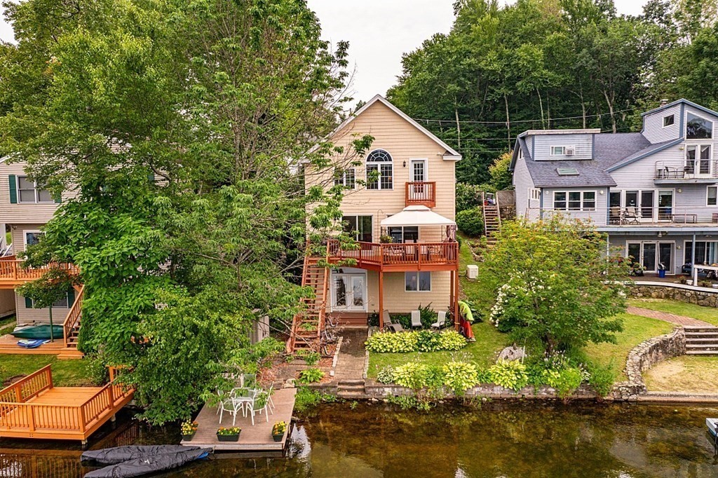 10 Bumpy Lane Methuen, MA 01844 - Photo 33 of 42