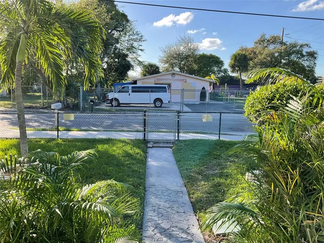 $3,800 | 642 Northwest 14th Way, Fort Lauderdale, FL 33311