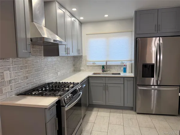 $3,700 | 154-47 20th Road, Unit 2 | Whitestone