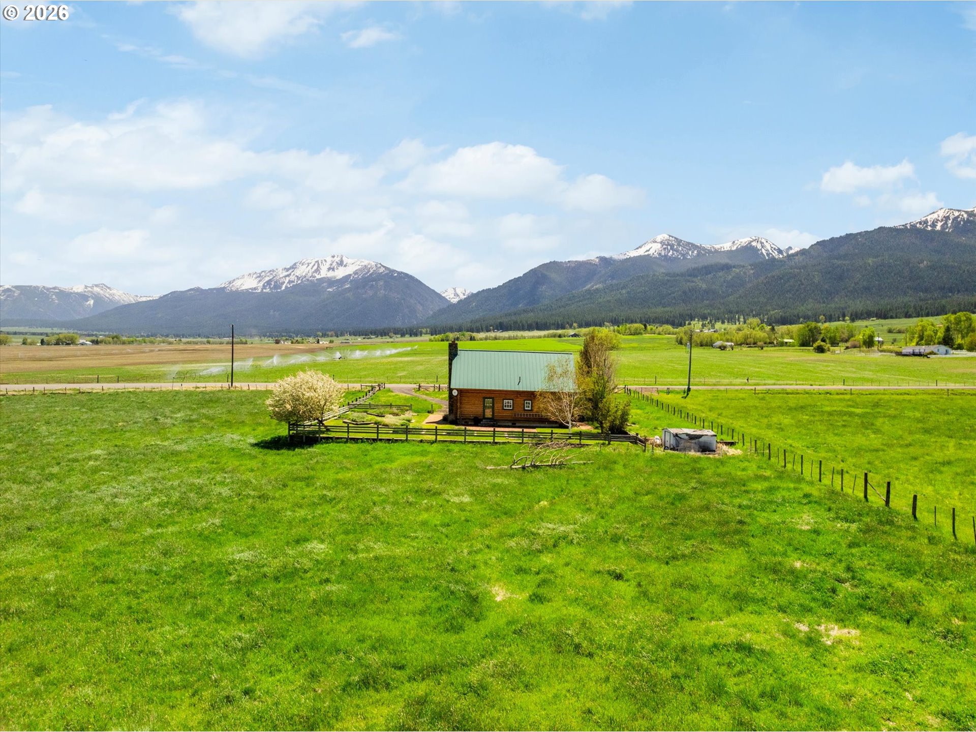 64782 Alder Slope Road Enterprise, OR 97828 - Photo 42 of 48 a view of an ocean from a yard