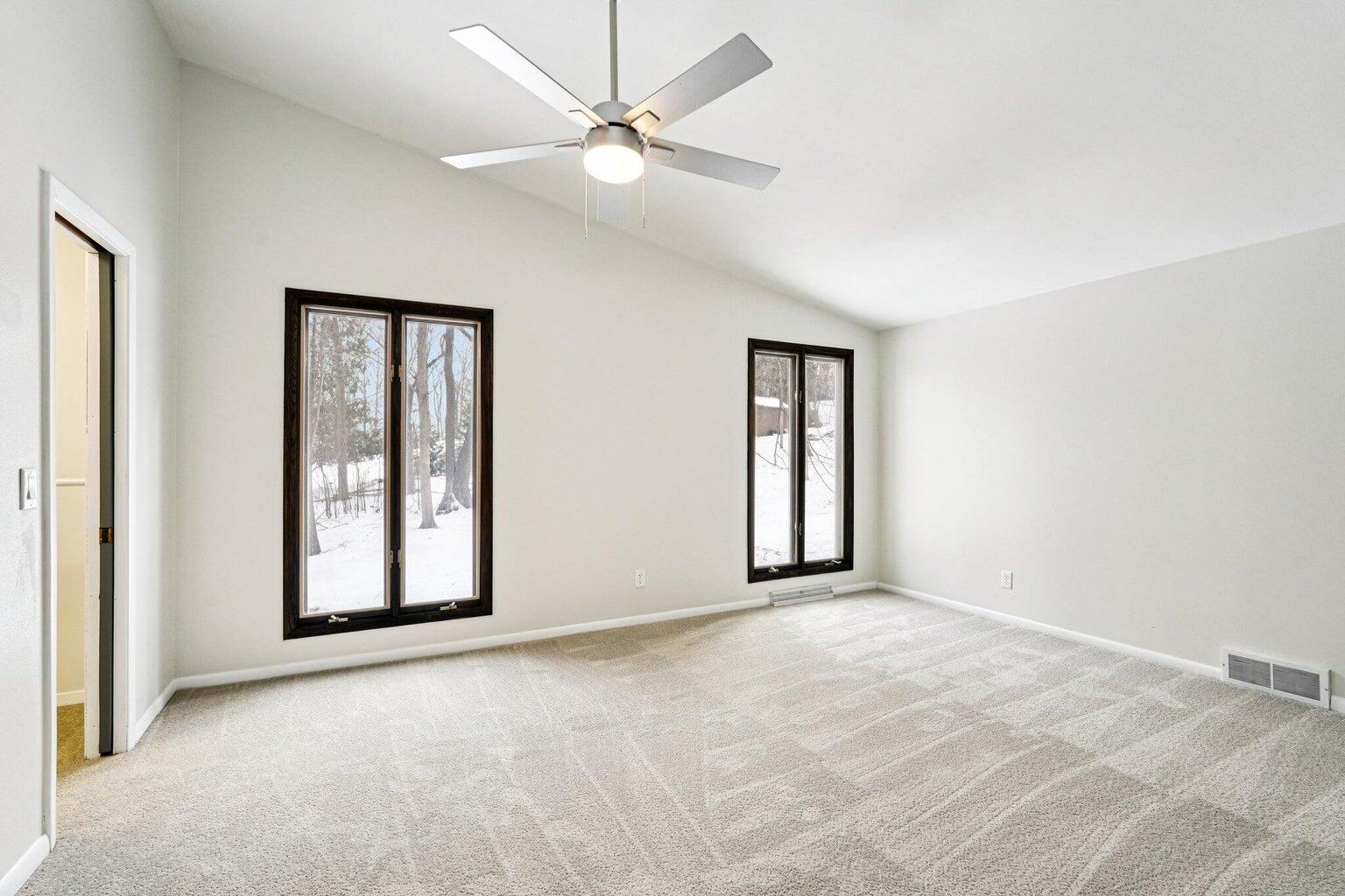 741 Summit Court West Bend, WI 53095 - Photo 15 of 28 Primary Bedroom