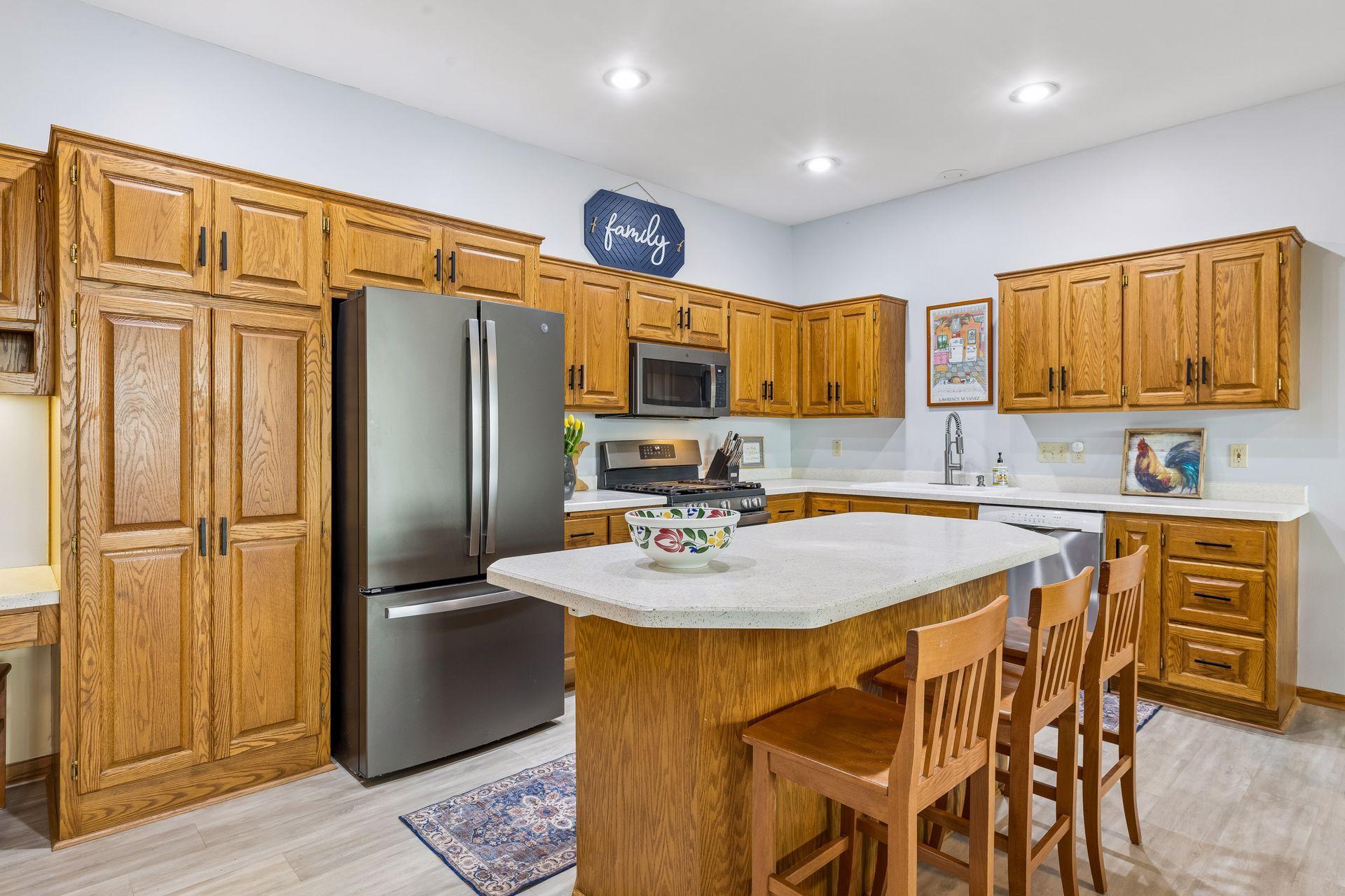 13875 85th Place North Maple Grove, MN 55369 - Photo 3 of 39
