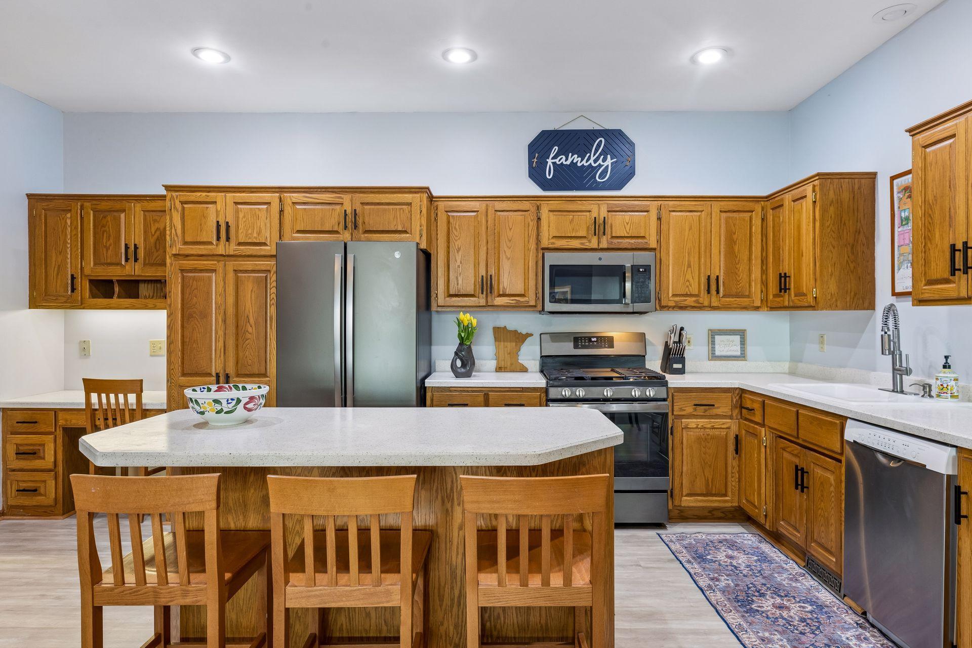13875 85th Place North Maple Grove, MN 55369 - Photo 4 of 39