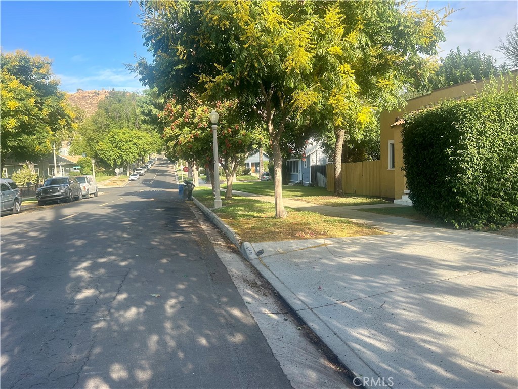 4096 Pine Street Riverside, CA 92501 - Photo 11 of 12 a view of a yard with plants and trees