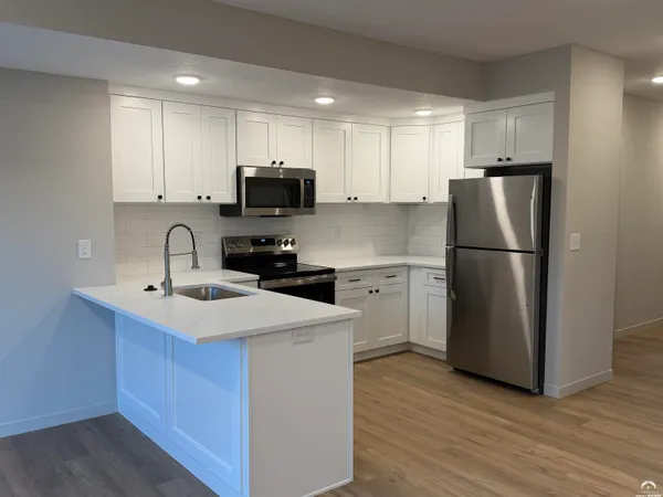 $274,900 | 606 North Street, Lawrence, KS 66044