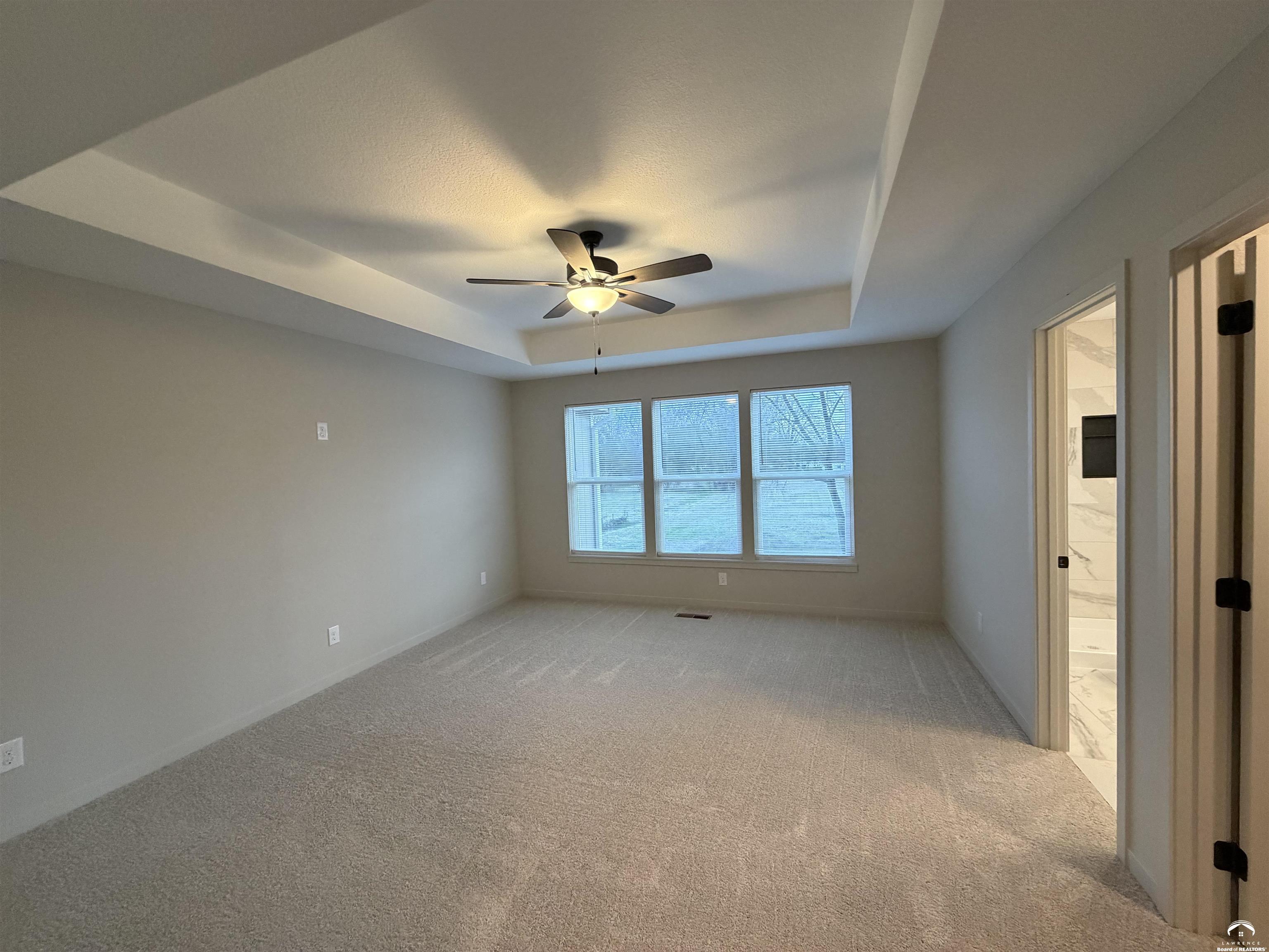 606 North Street Lawrence, KS 66044 - Photo 5 of 10