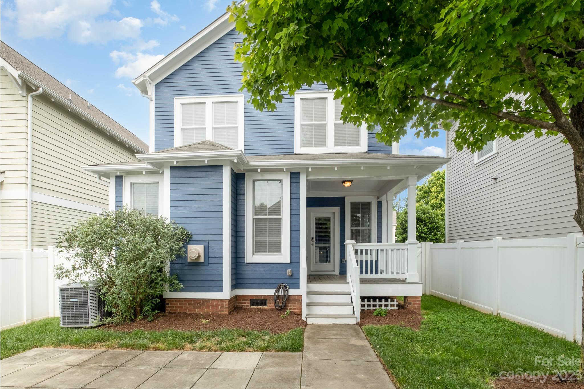 3499 Richard's Crossing Fort Mill, SC 29708 - Photo 28 of 33 a front view of a house with a garden