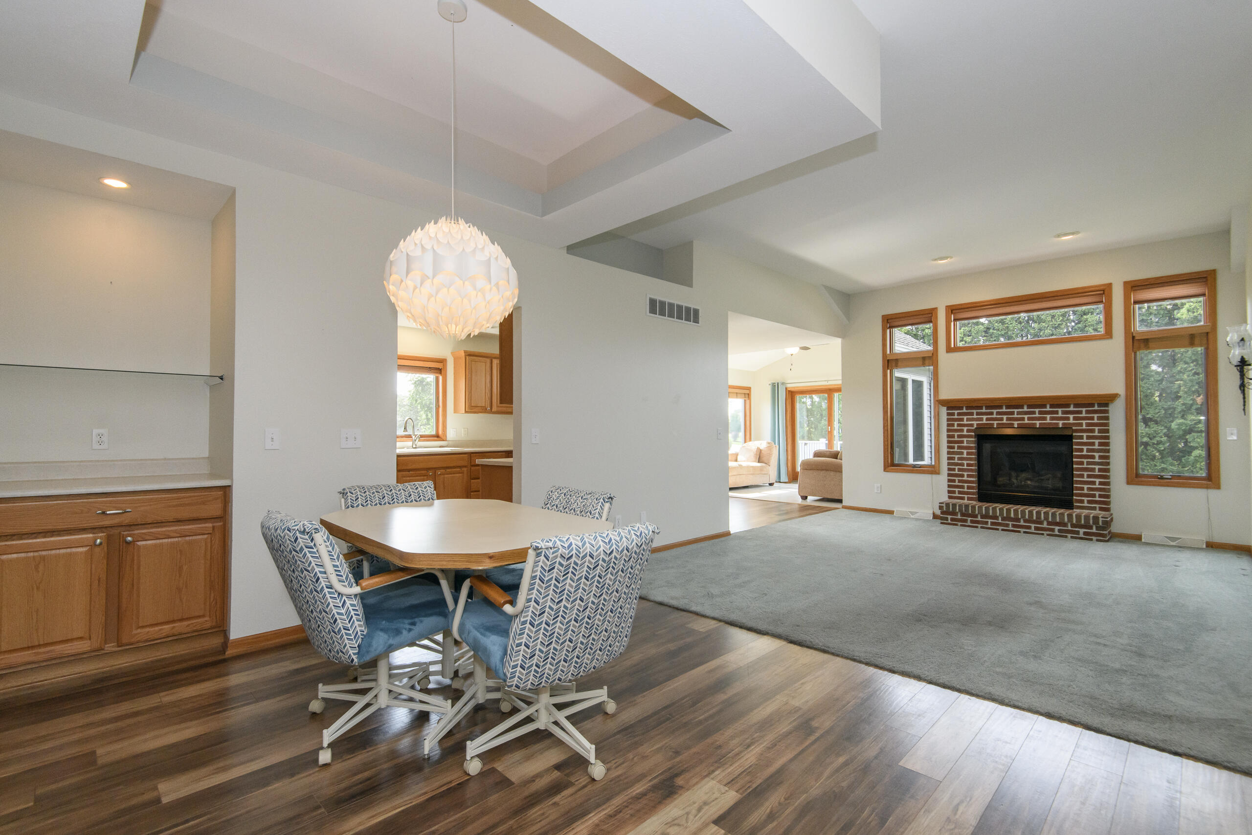 1610 Kyle Lane, Unit 28 Beloit, WI 53511 - Photo 8 of 35 Dining Rm to LR