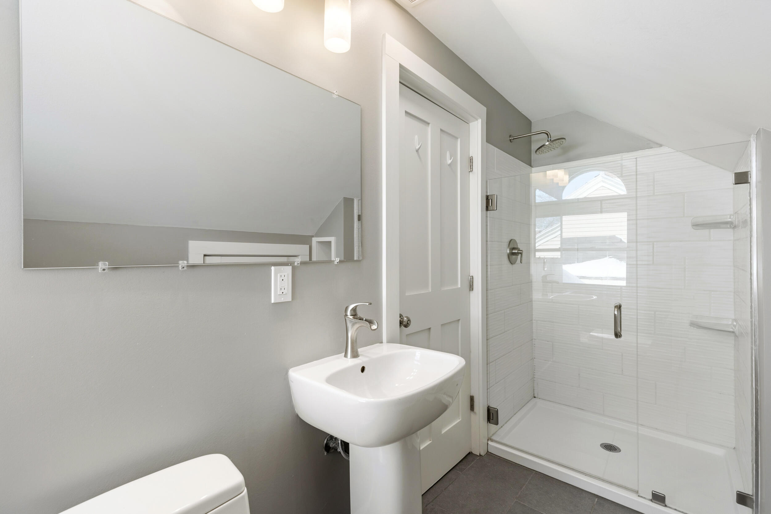 296 Spring Street, Unit 3 Portland, ME 04102 - Photo 37 of 56 296 Spring Street