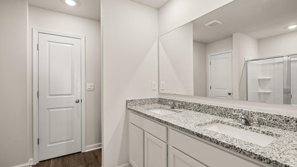 3466 Firestone Drive Hephzibah, GA 30815 - Photo 11 of 20 master bath