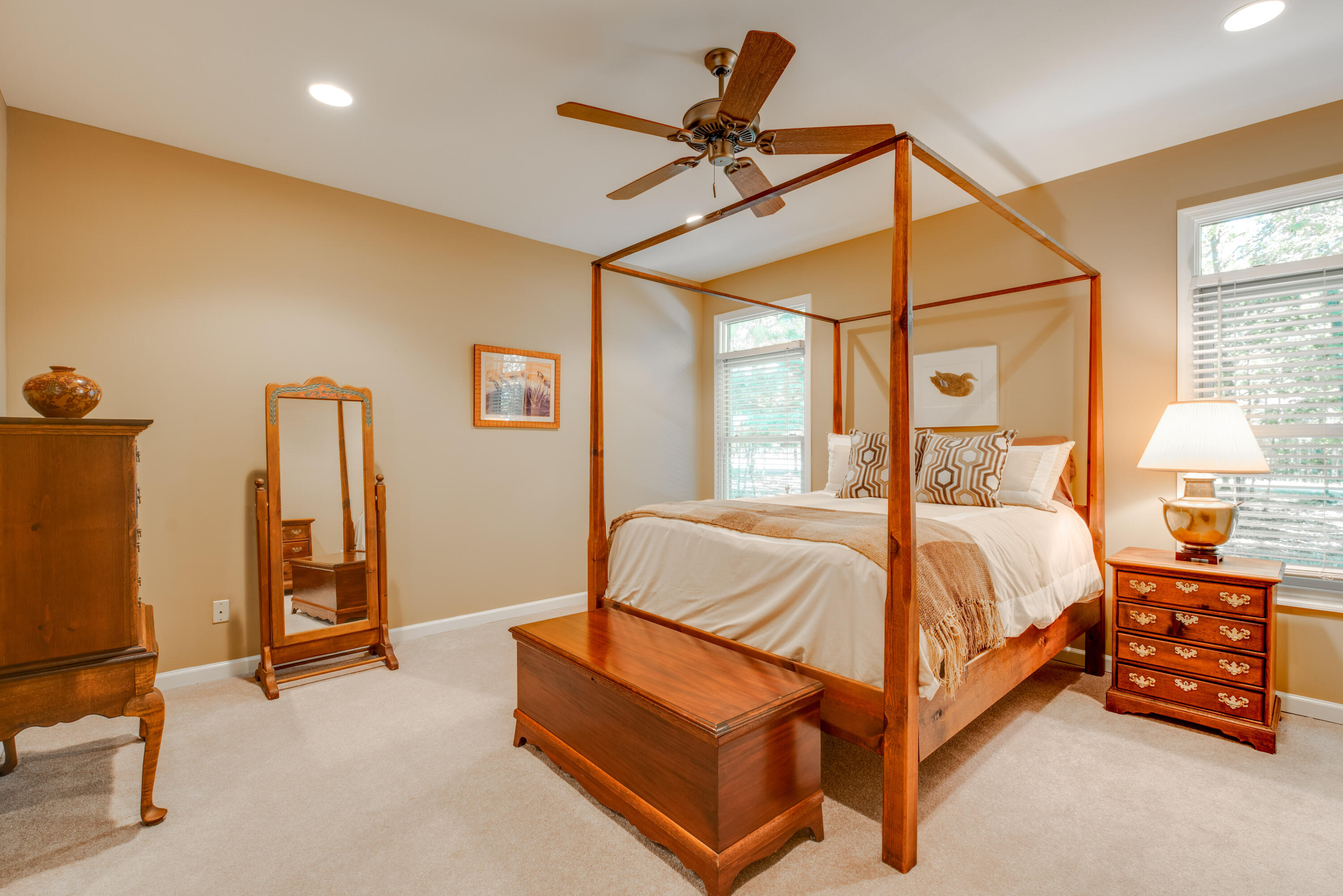 403 Lake Loop Menlo, GA 30731 - Photo 23 of 27 403 guest bedroom