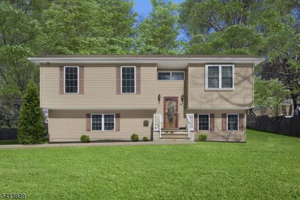 $549,000 | 105 Hillside Terrace, Califon, NJ 07830
