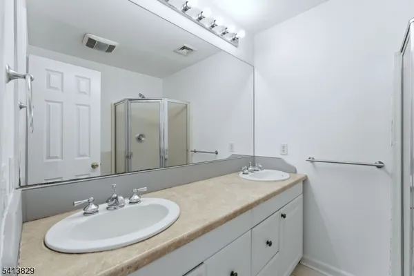 $549,000 | 105 Hillside Terrace, Califon, NJ 07830