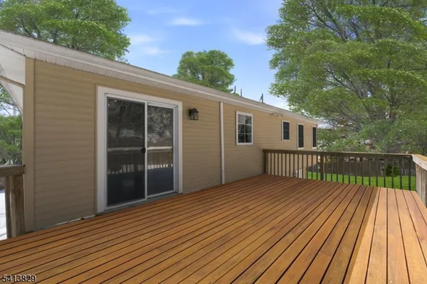 $549,000 | 105 Hillside Terrace, Califon, NJ 07830