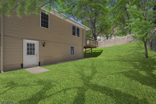 $549,000 | 105 Hillside Terrace, Califon, NJ 07830