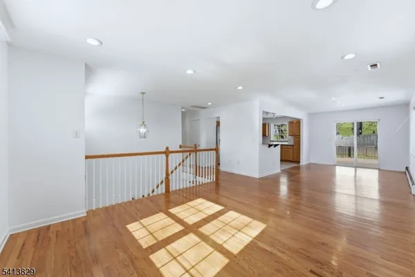 $549,000 | 105 Hillside Terrace, Califon, NJ 07830