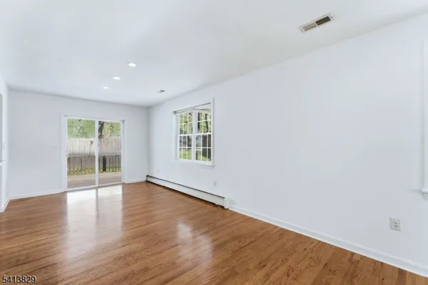 $549,000 | 105 Hillside Terrace, Califon, NJ 07830