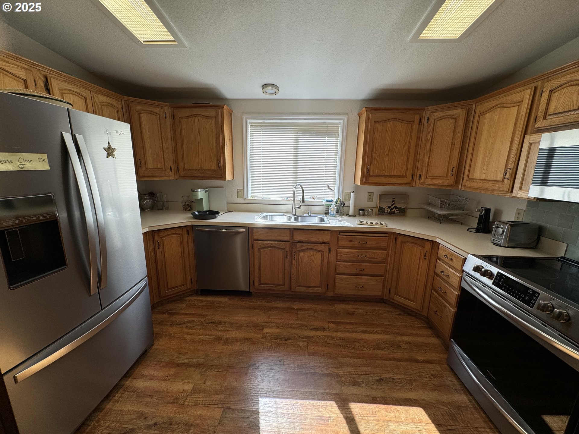 63586 Isthmus Heights Road Coos Bay, OR 97420 - Photo 12 of 43