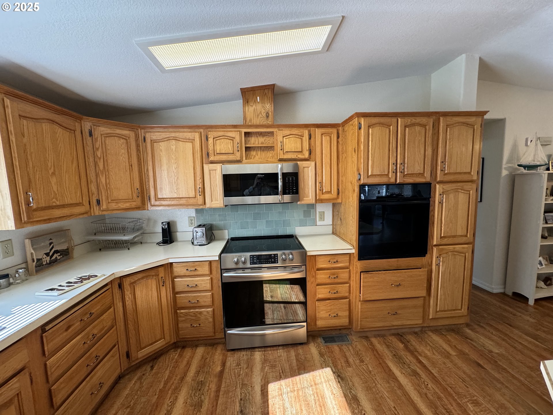 63586 Isthmus Heights Road Coos Bay, OR 97420 - Photo 13 of 43