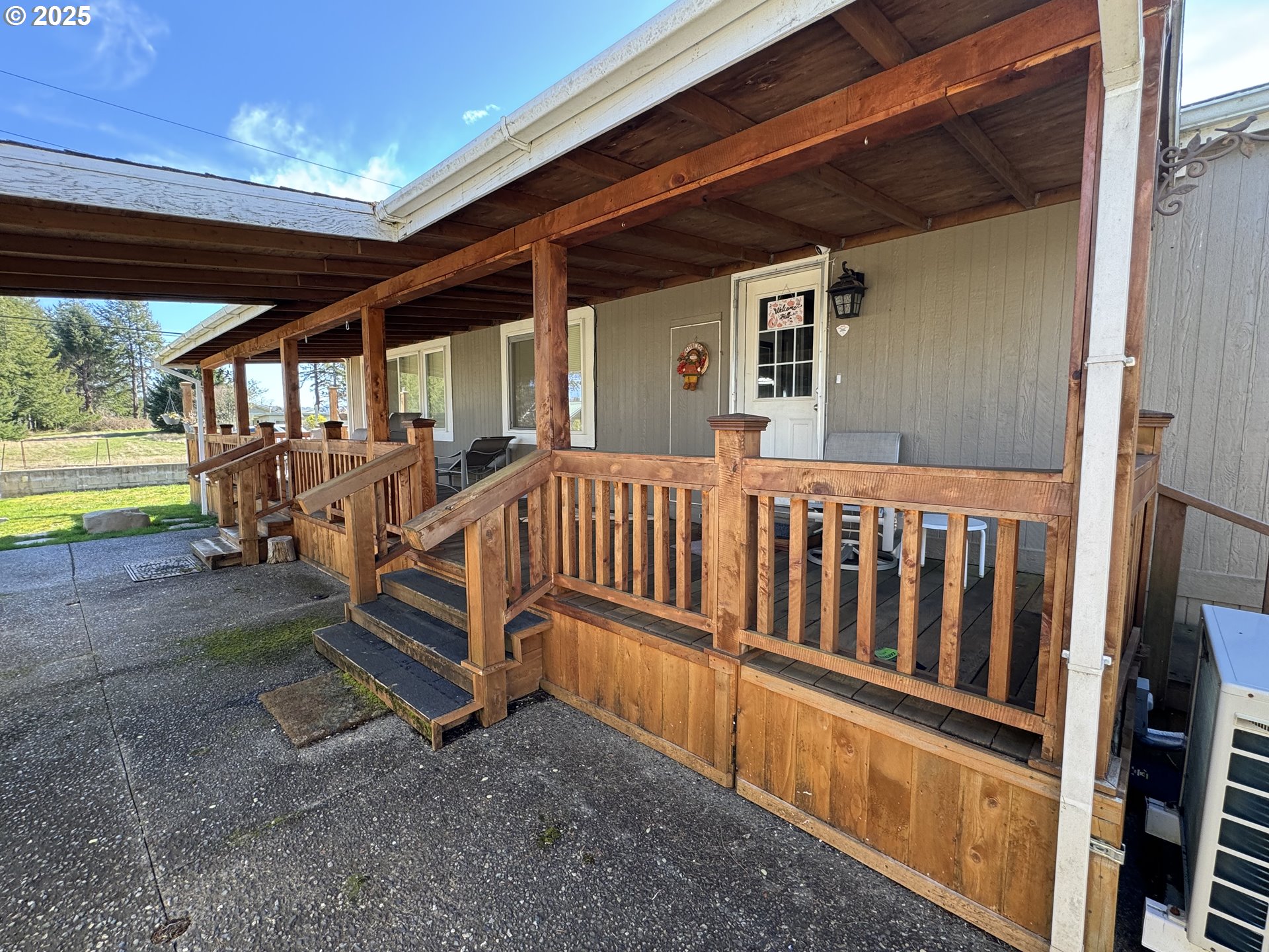 63586 Isthmus Heights Road Coos Bay, OR 97420 - Photo 4 of 43