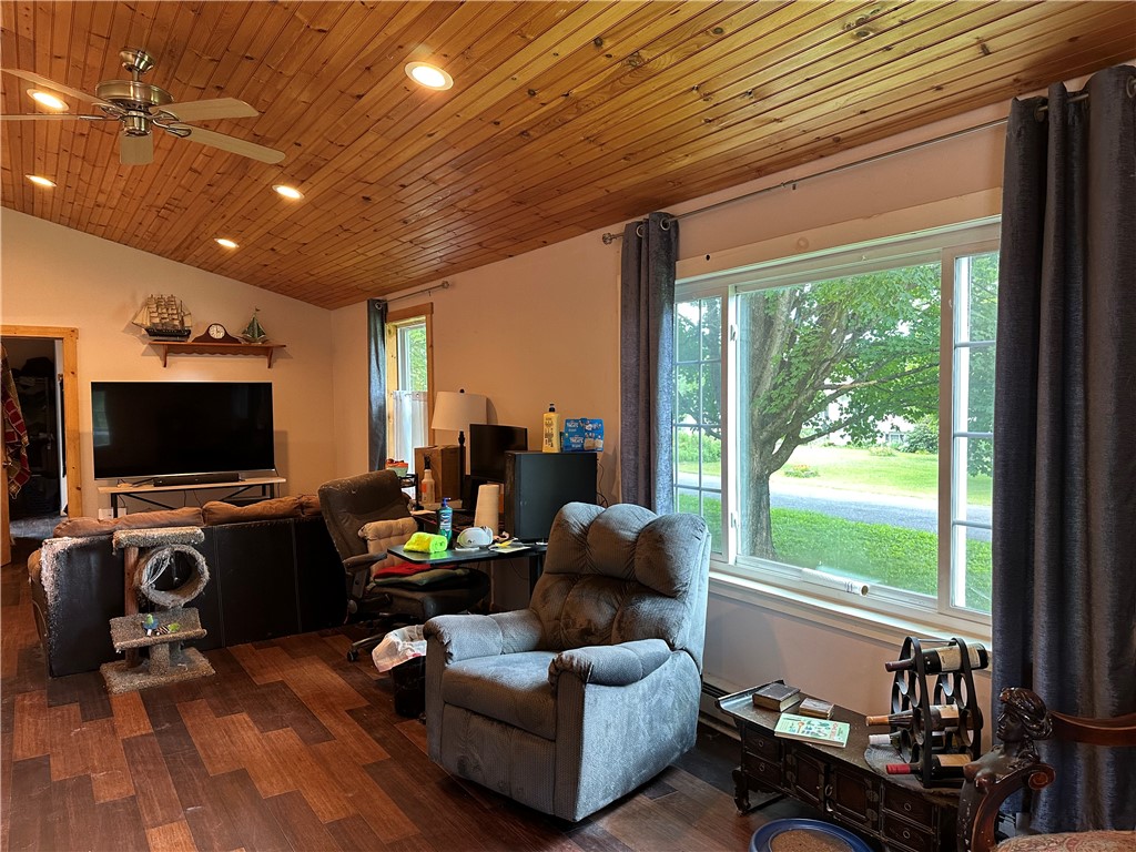 153 Brookins Road North Norwich, NY 13460 - Photo 4 of 40