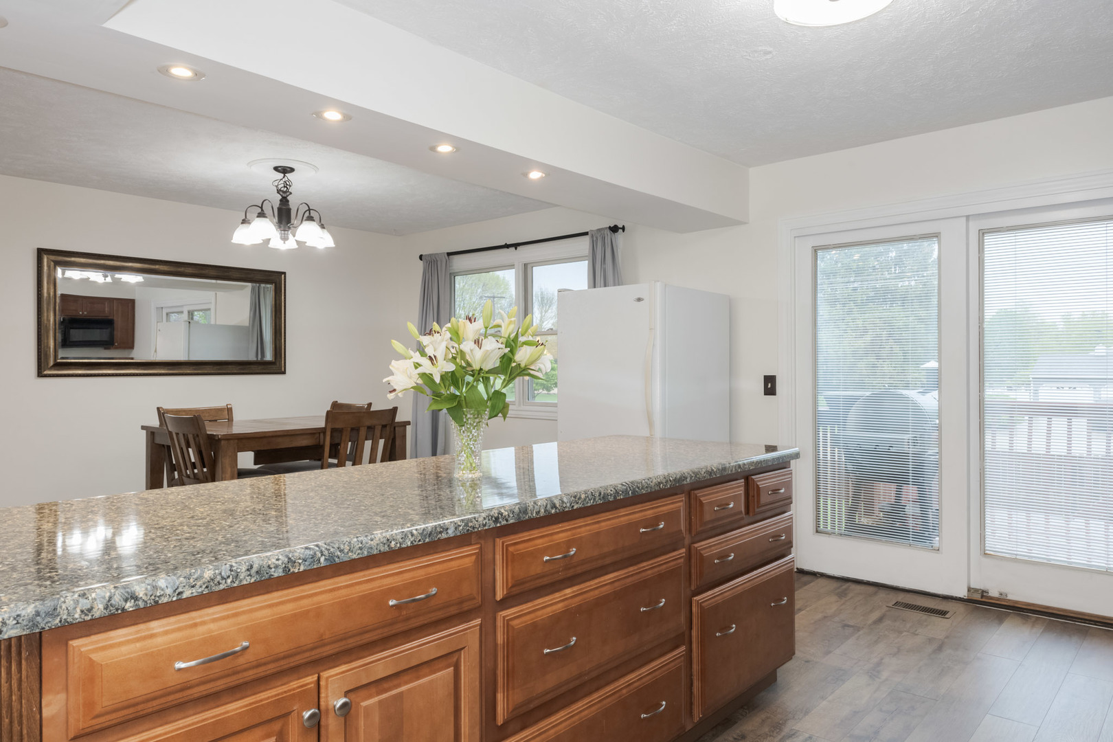 1102 Andover Road Bloomington, IL 61704 - Photo 19 of 58 Gallery Image 19