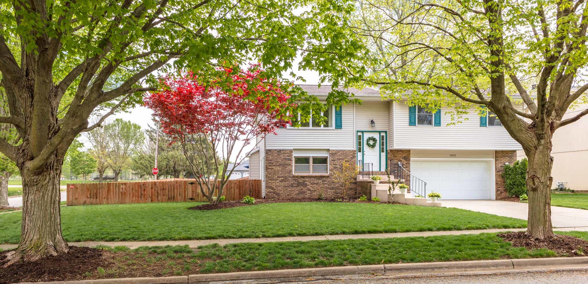 1102 Andover Road Bloomington, IL 61704 - Photo 2 of 58 Gallery Image 2