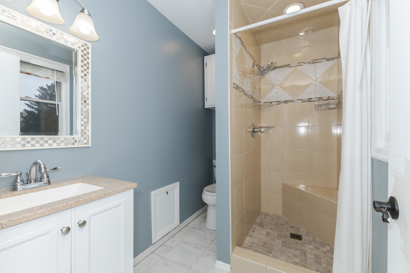 1102 Andover Road Bloomington, IL 61704 - Photo 30 of 58 Gallery Image 30