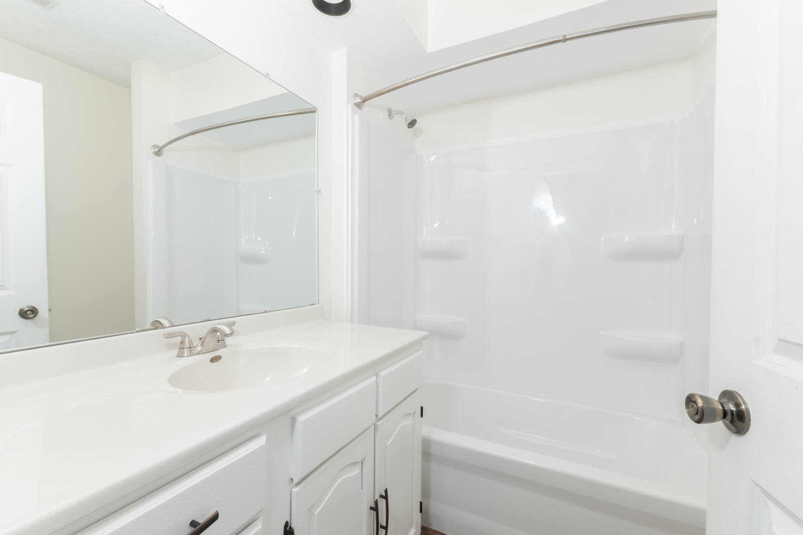 1102 Andover Road Bloomington, IL 61704 - Photo 31 of 58 Gallery Image 31